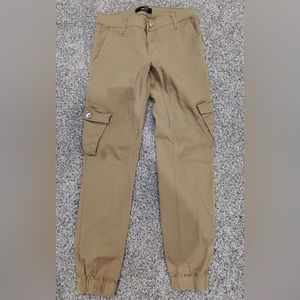 Brown Capris Pant with Pockets